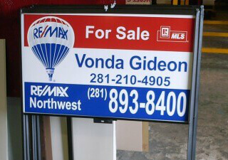 custom realtor signs