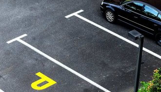 business parking lot signage standards