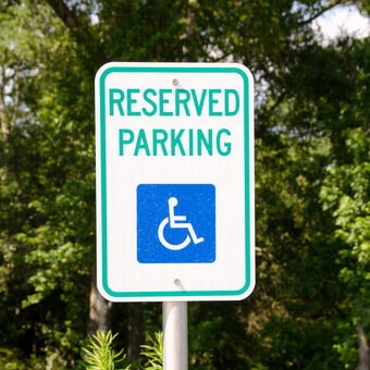 handicap parking sign regulations